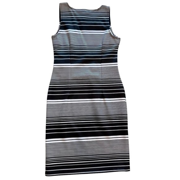 George black and white stripe sheath dress, Belt with Buckle - Picture 2 of 9